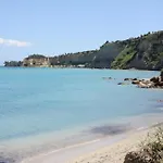 Orfanos 5