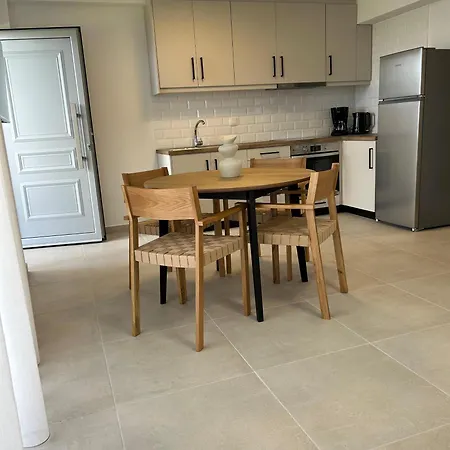 Orfanos 5 شقة Armenoí