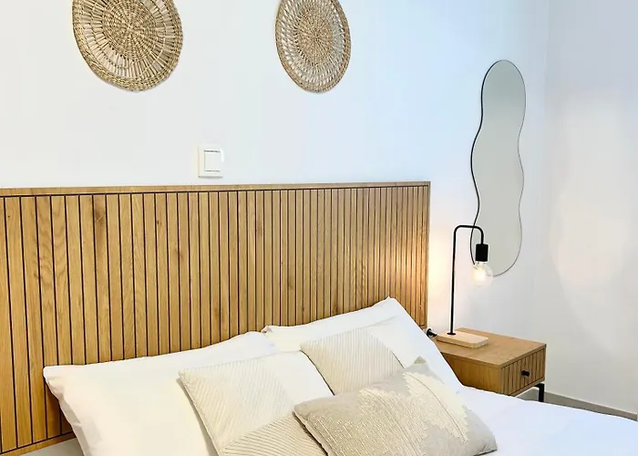 Orfanos 5 Apartamento